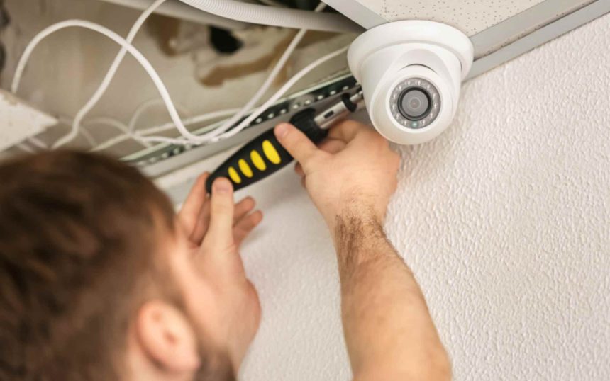 jpeg-optimizer_security-camera-surveillance-installing-cctv-2024-12-13-04-39-59-utc (1) (1)